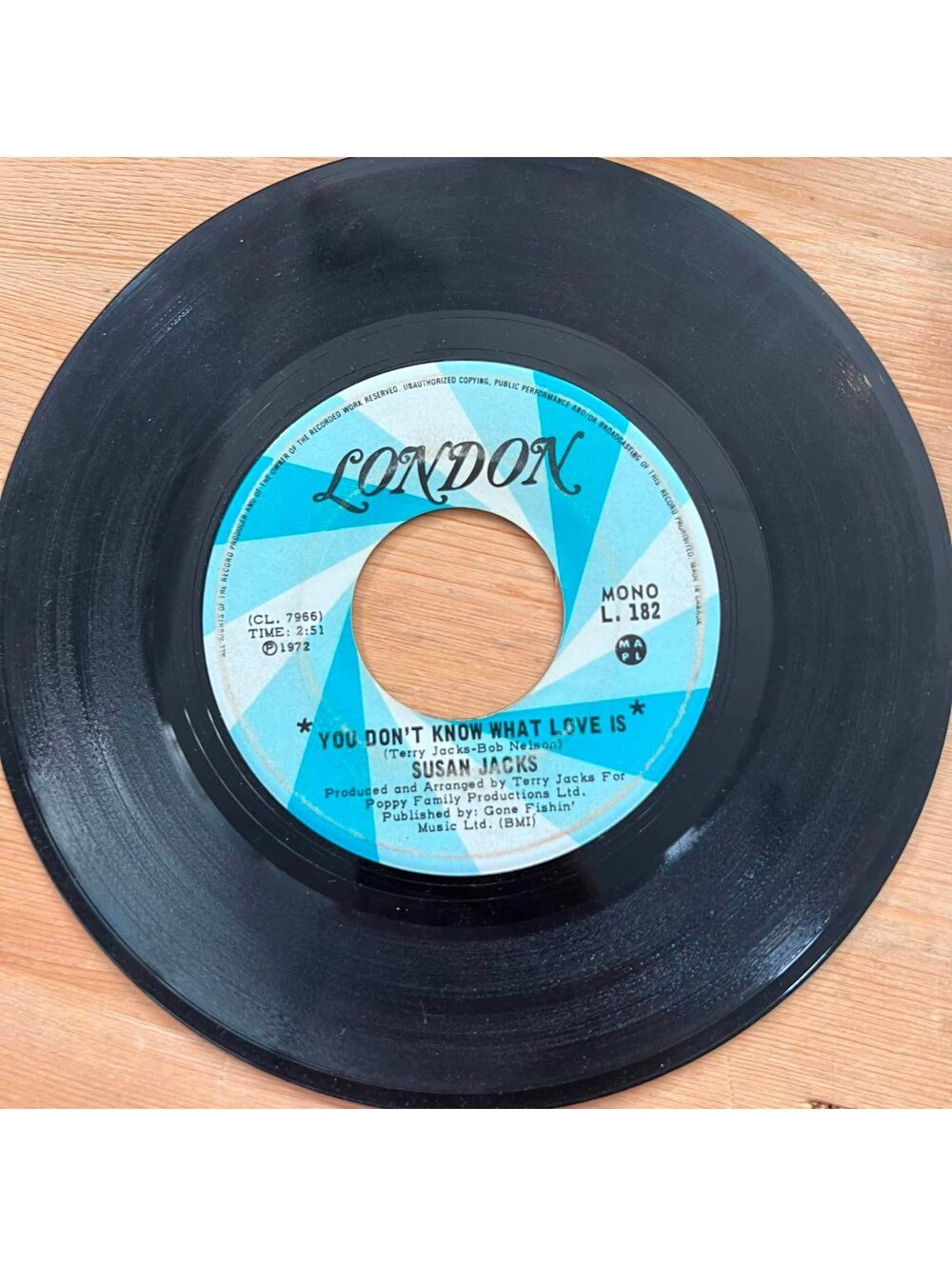 Susan Jacks -You don't Know What Love is/Another Year, Another Day 45rpm VG+ R08